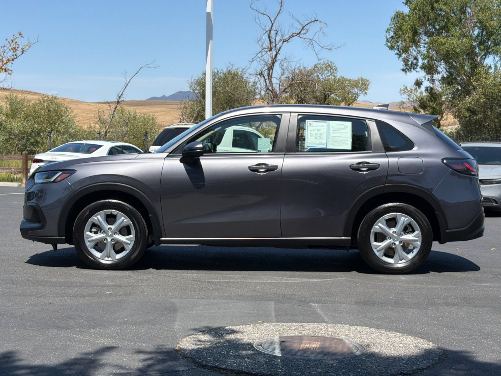 Used 2024 Honda HR-V LX image 3
