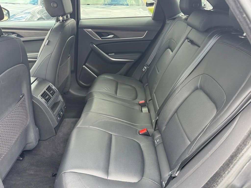 Used 2021 Jaguar F-PACE S image 9