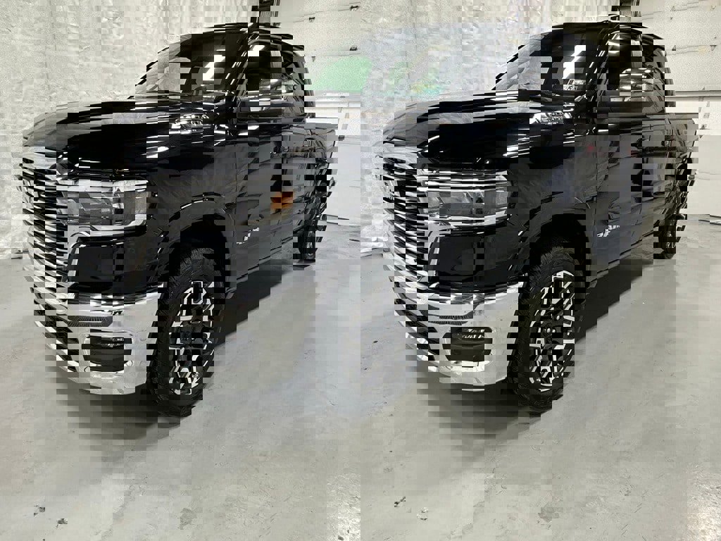 Used 2025 RAM 1500 Laramie image 3