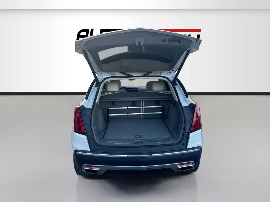 Used 2024 Cadillac XT5 Premium Luxury w/ LPO, Floor Liner Package AWD/4WD image 27