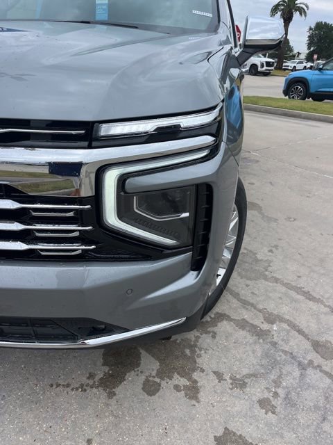 New 2026 Chevrolet Suburban Premier image 15