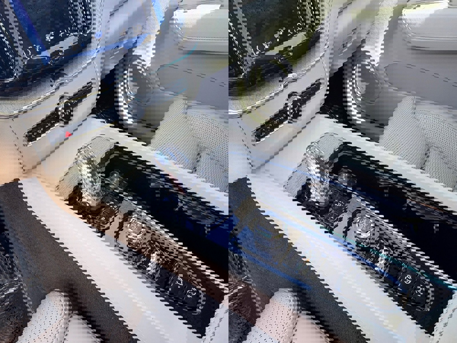 Used 2018 Volvo XC60 T8 Inscription image 17