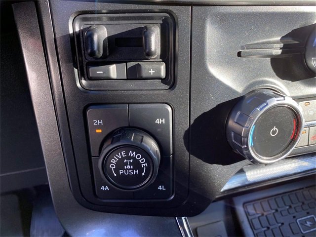 Used 2023 Ford F150 Lariat w/ Max Trailer Tow Package image 20