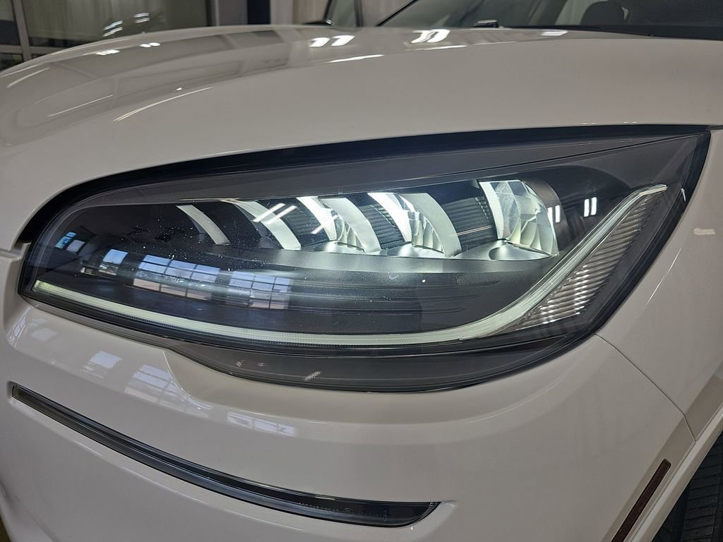 Used 2024 Lincoln Aviator Reserve w/ Equipment Group 201A image 39