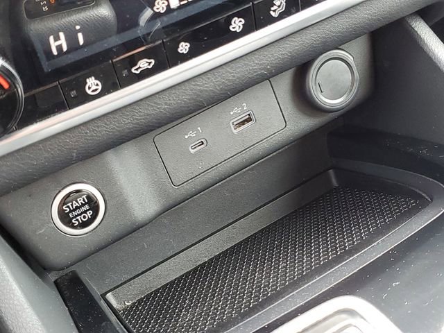 Used 2021 Nissan Rogue S image 28