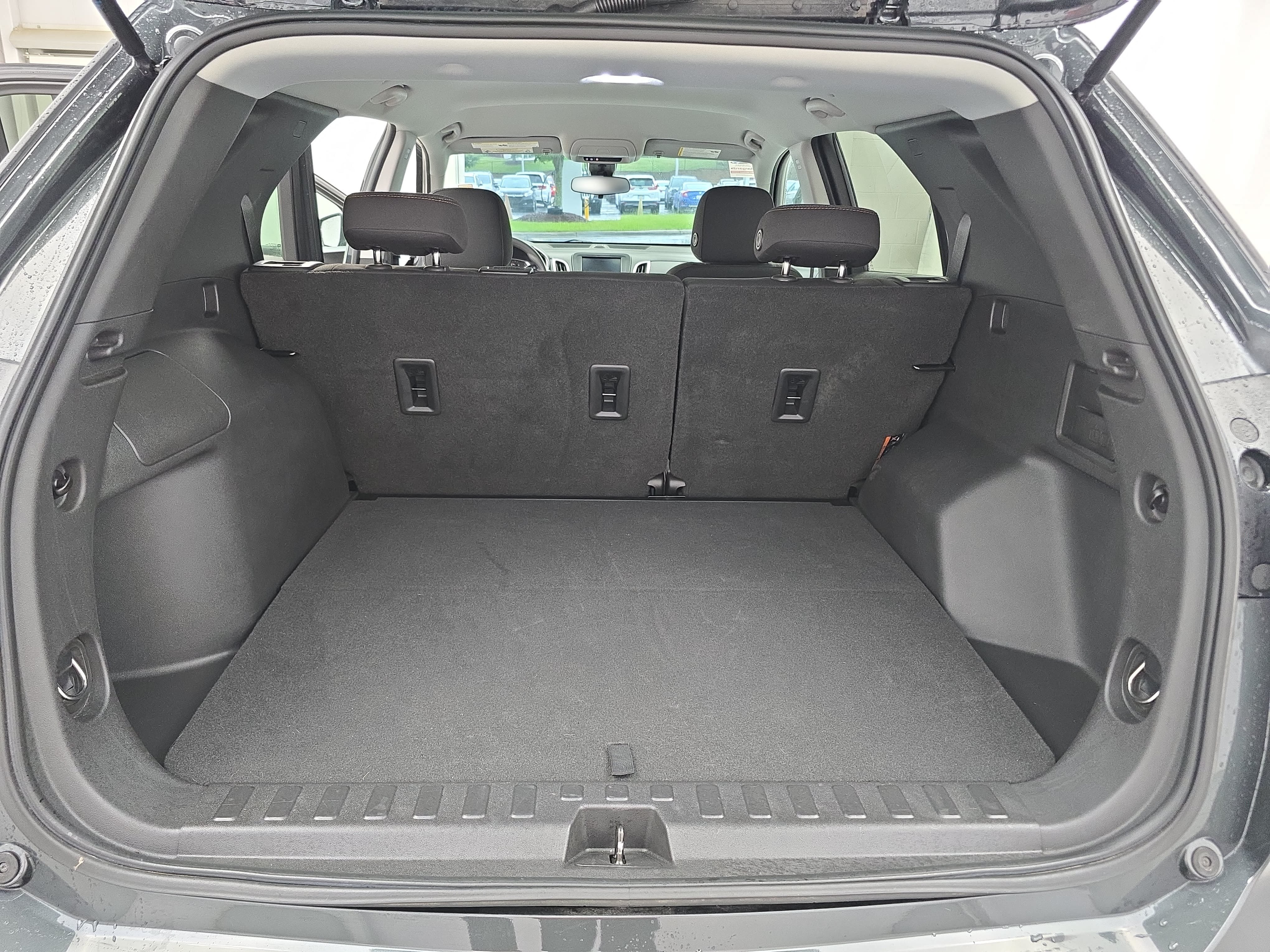 Used 2020 Chevrolet Equinox LT FWD image 12