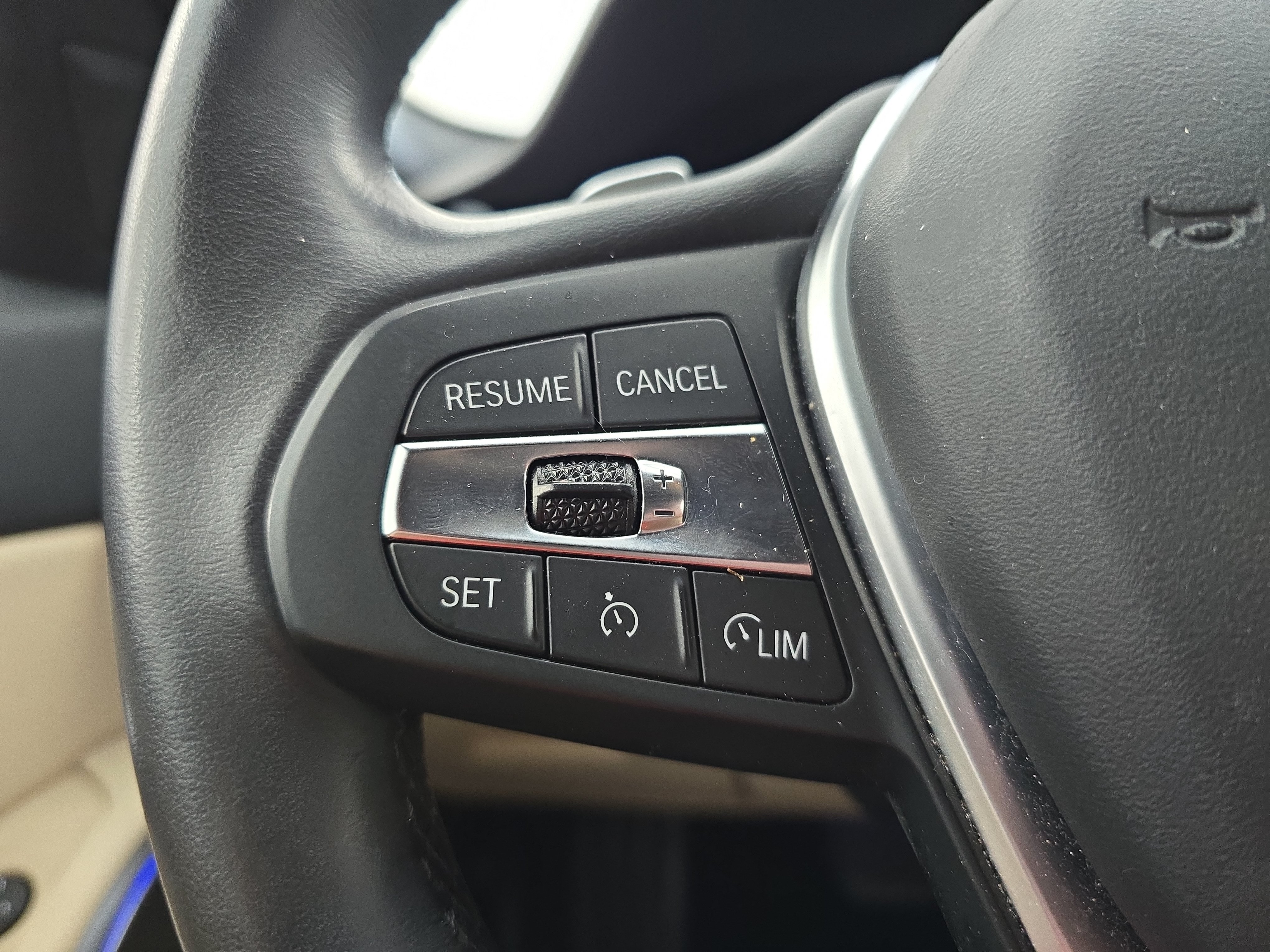 Used 2021 BMW 330i Sedan RWD image 16