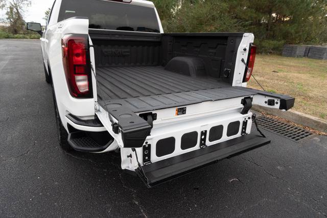Used 2024 GMC Sierra 1500 Elevation image 12