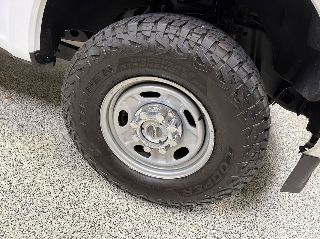 Used 2022 Ford F350 XL w/ Power Equipment Group AWD/4WD image 46