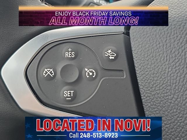 Used 2023 Chevrolet Traverse LT image 25
