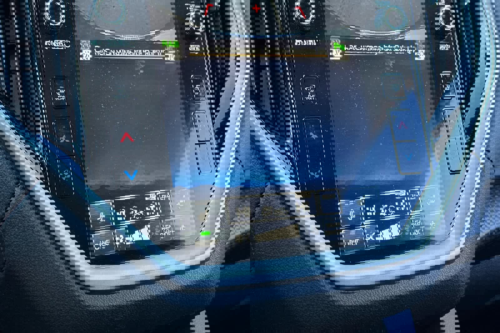 Used 2025 Subaru Ascent Premium w/ Premium Package image 20