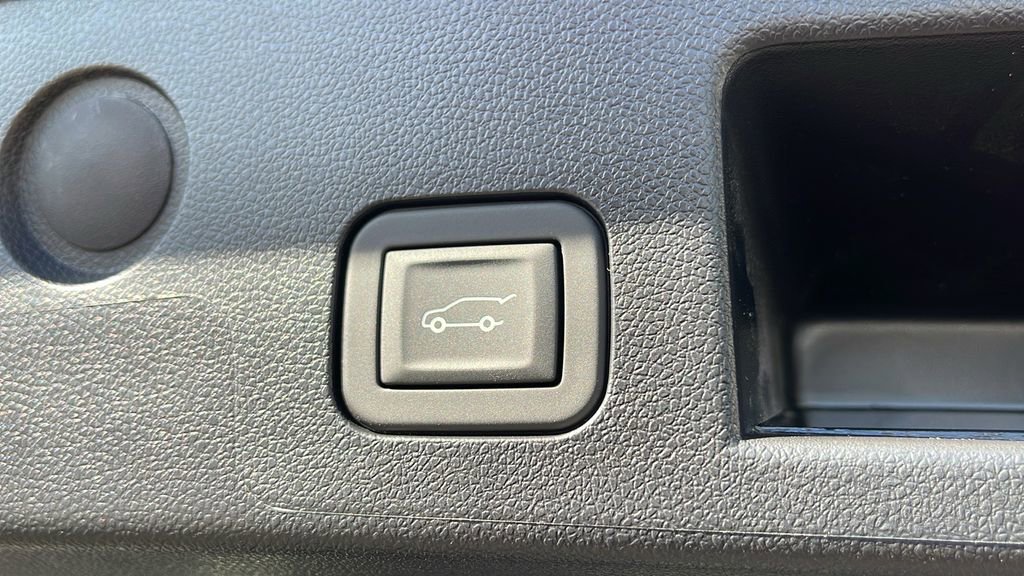 New 2026 GMC Terrain AT4 w/ Technology Package II image 24