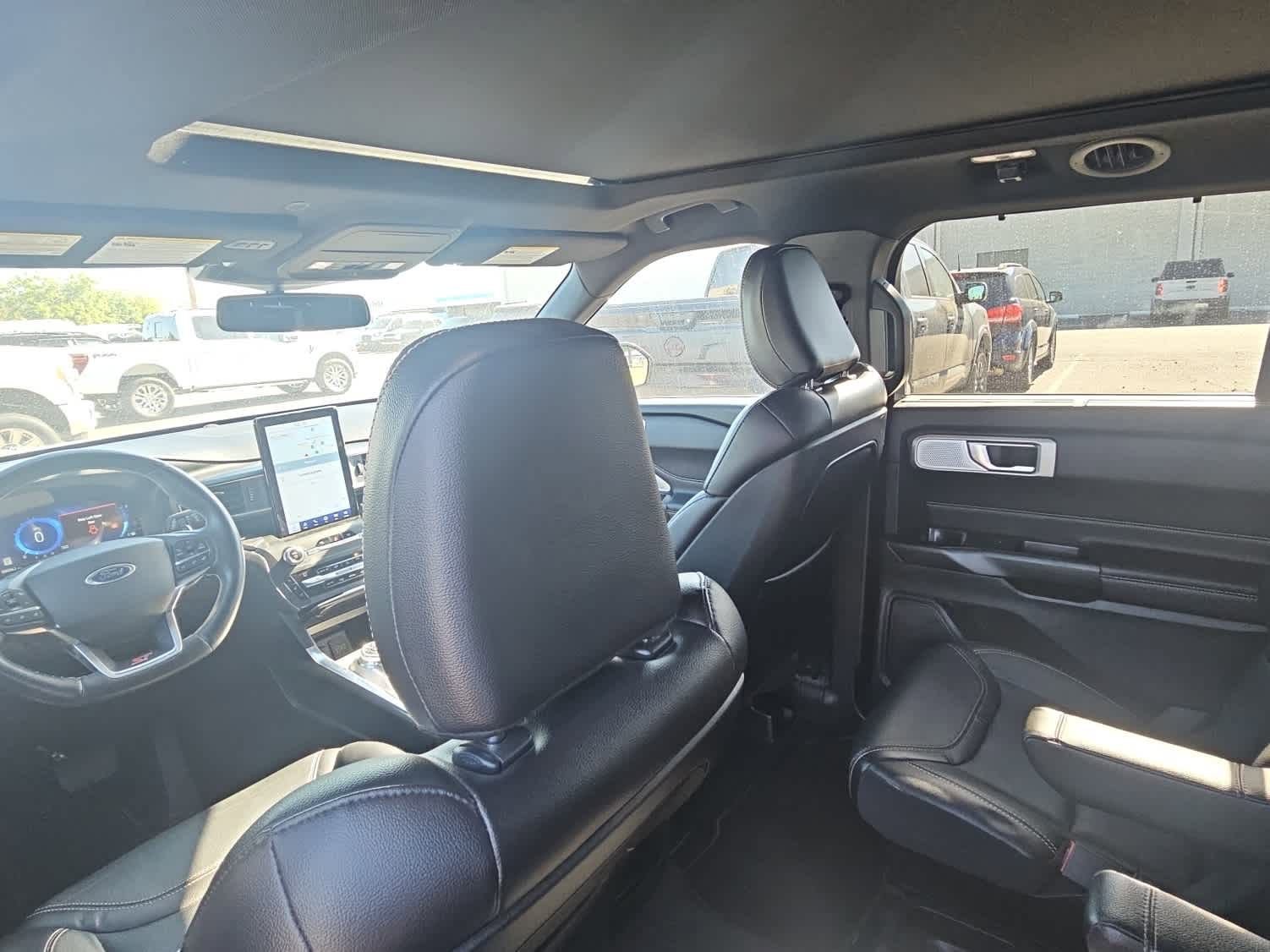 Used 2020 Ford Explorer ST w/ ST High-Performance Pack AWD/4WD image 10