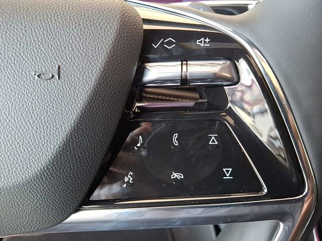 New 2026 Cadillac Escalade ESV Sport w/ LPO, ONYX Package image 14