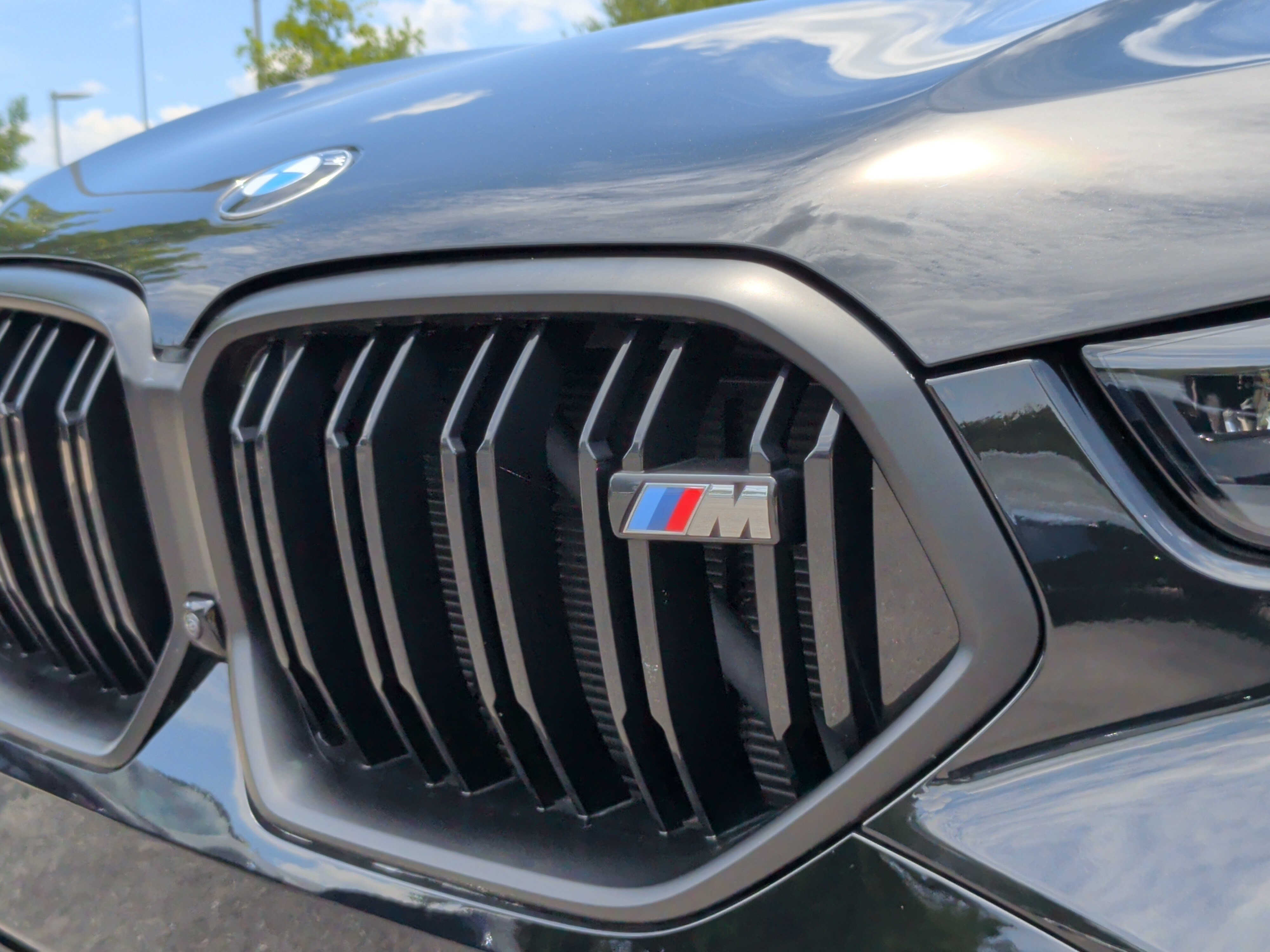 Used 2025 BMW X6 M60i AWD/4WD image 13