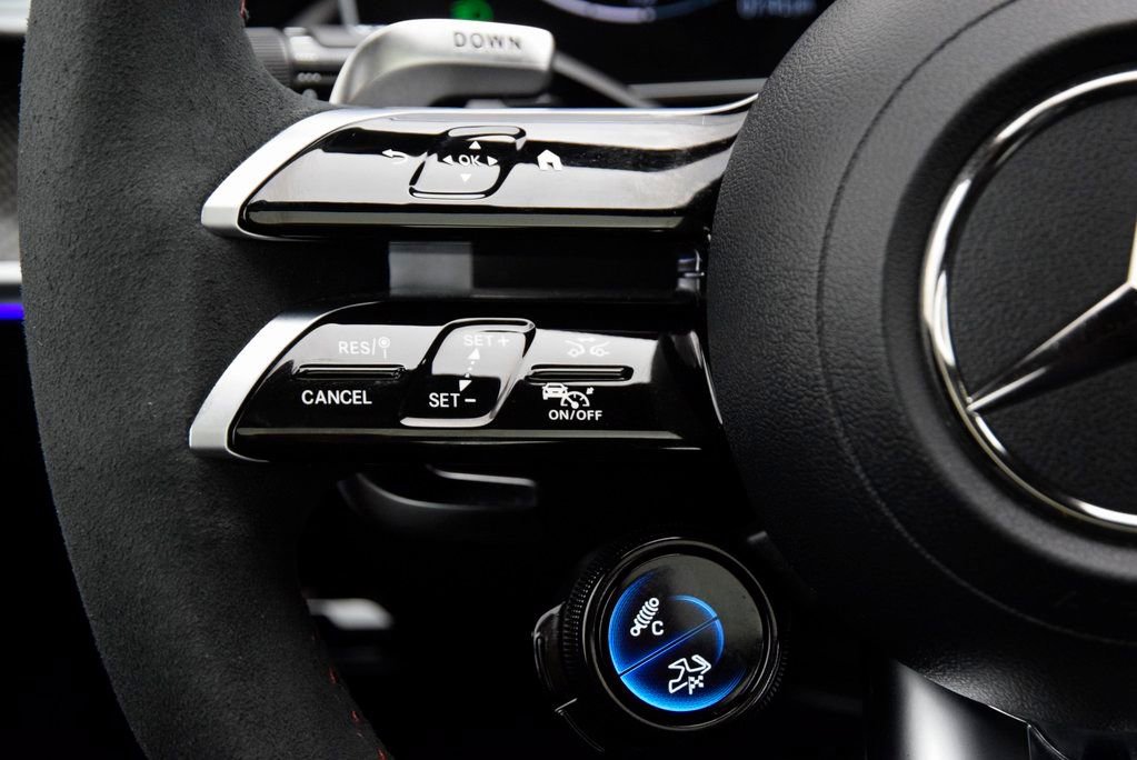 Used 2025 Mercedes-Benz C 43 AMG 4MATIC Sedan image 24