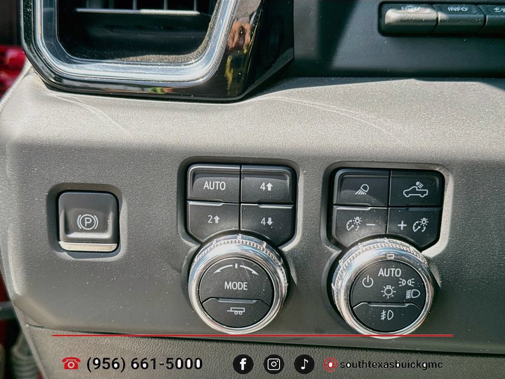 Used 2024 GMC Sierra 1500 Denali w/ Technology Package AWD/4WD image 23