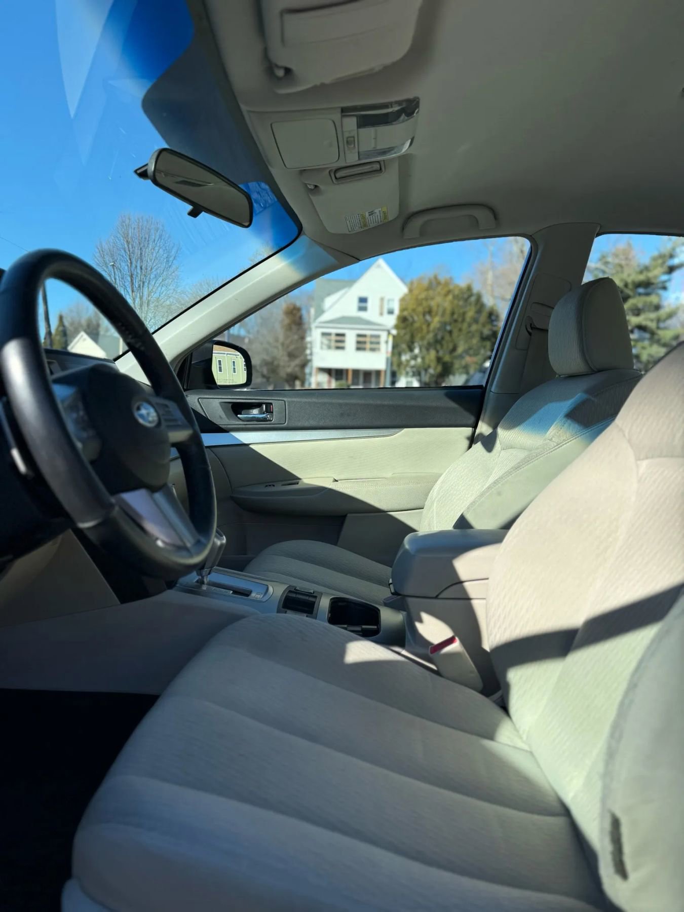 Used 2010 Subaru Legacy 2.5i Premium image 16