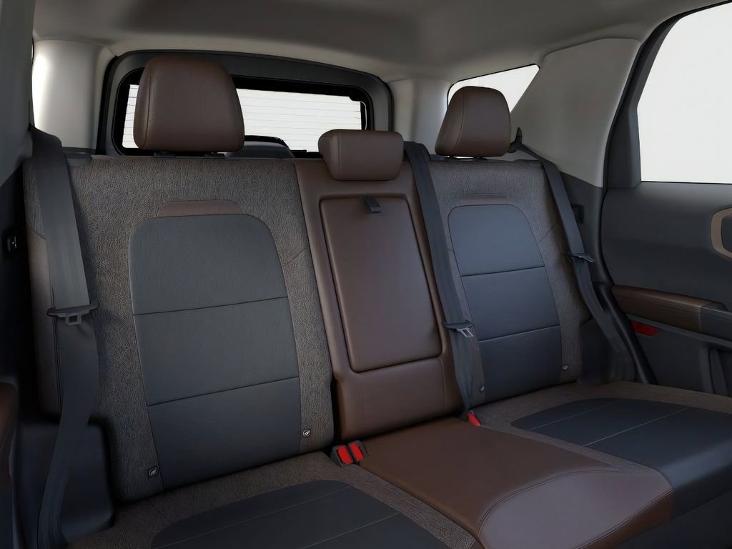 Used 2025 Ford Bronco Sport Outer Banks w/ Outer Banks Tech Package+ image 34