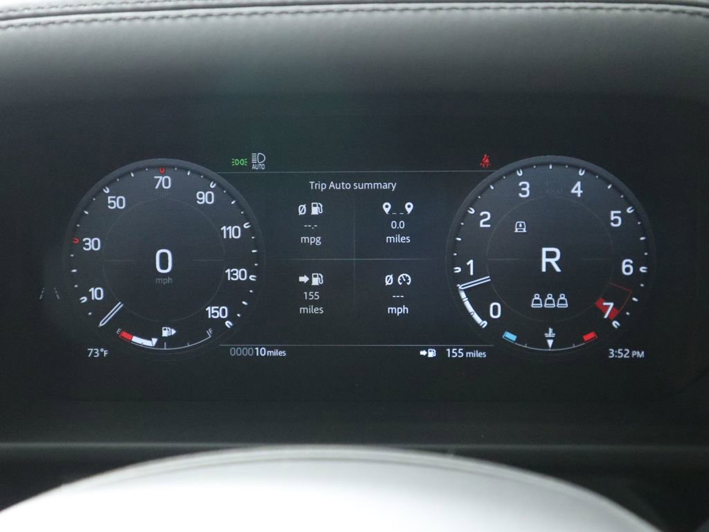 New 2026 Land Rover Defender 110 S image 32