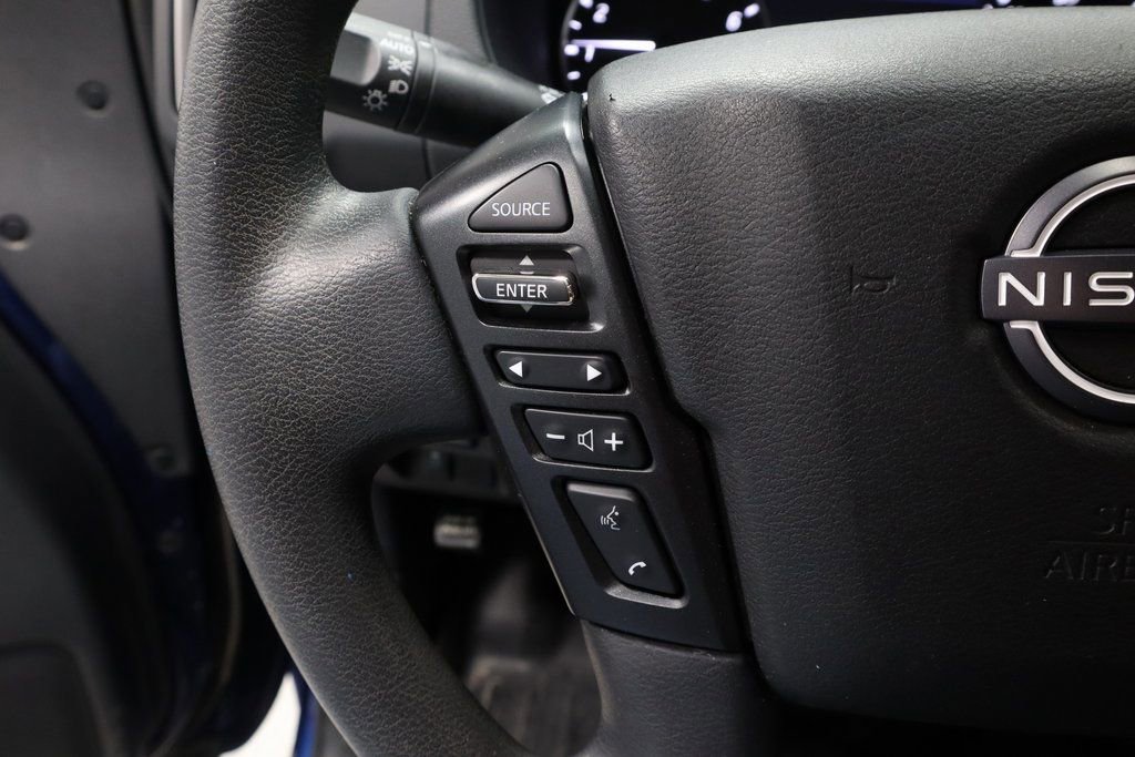 Certified 2022 Nissan Frontier SV AWD/4WD image 28