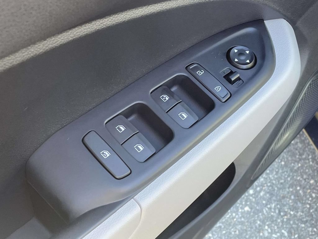 New 2026 Hyundai Venue SEL FWD image 14