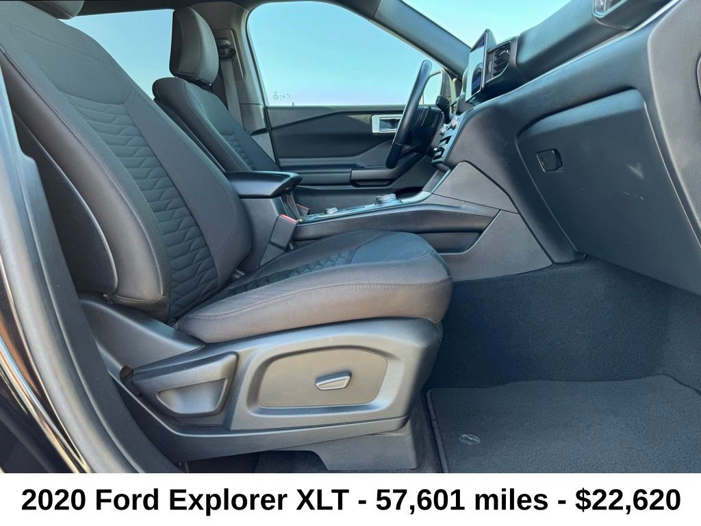 Used 2020 Ford Explorer XLT image 21