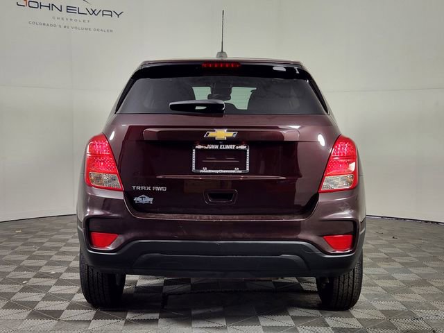 Used 2020 Chevrolet Trax LS w/ Tint and Cruise Package AWD/4WD image 6