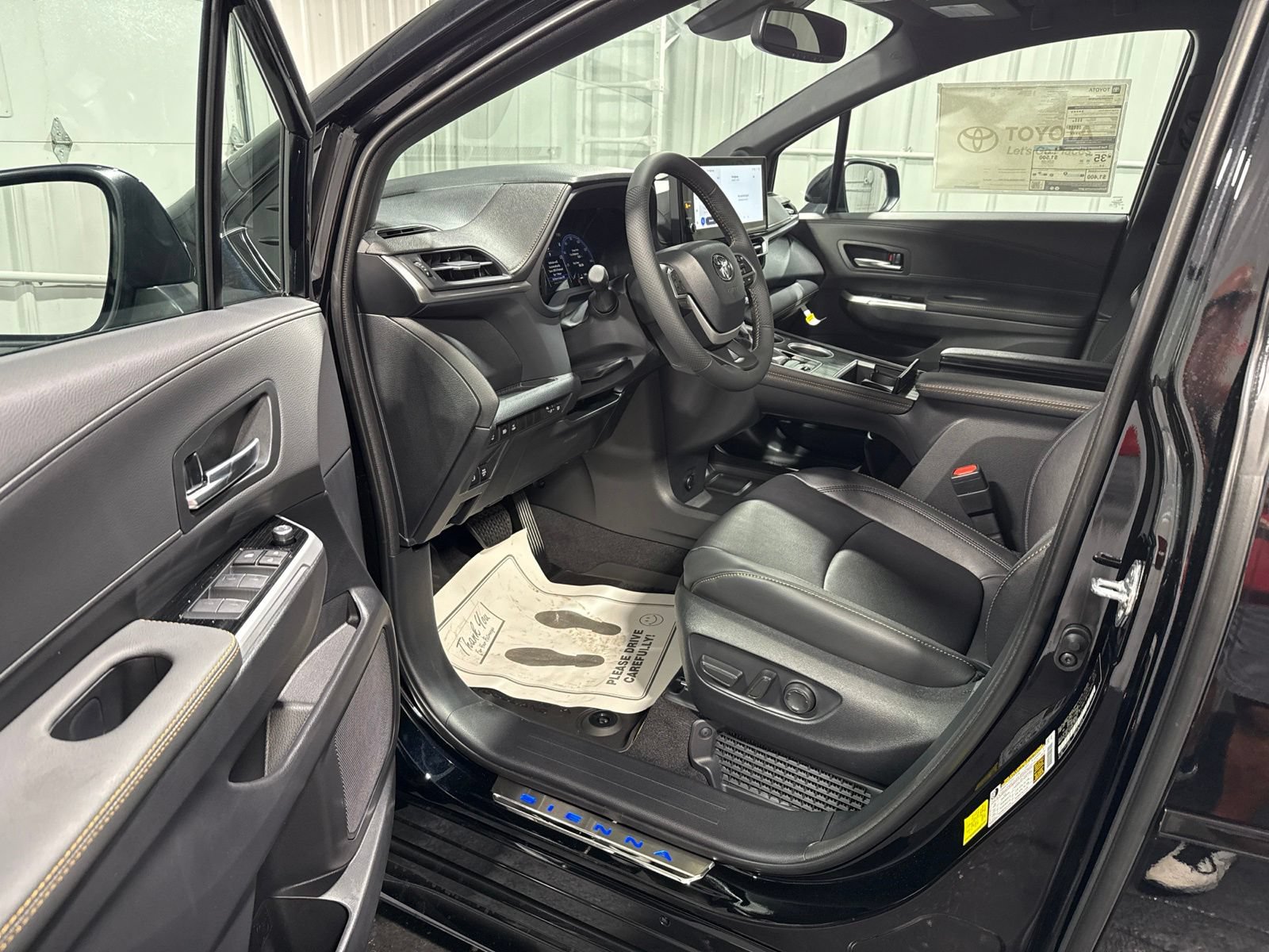 New 2026 Toyota Sienna XLE Woodland Edition AWD/4WD image 21