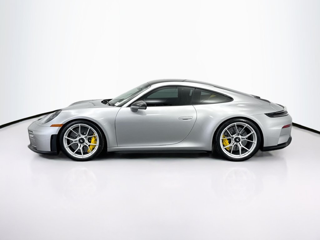 Certified 2026 Porsche 911 GT3 RWD image 2