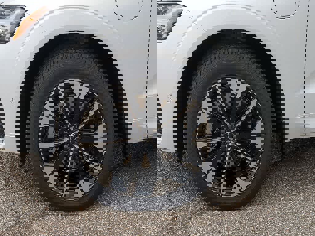 New 2026 Volvo XC60 T8 Plus w/ Protection Package Premier image 13