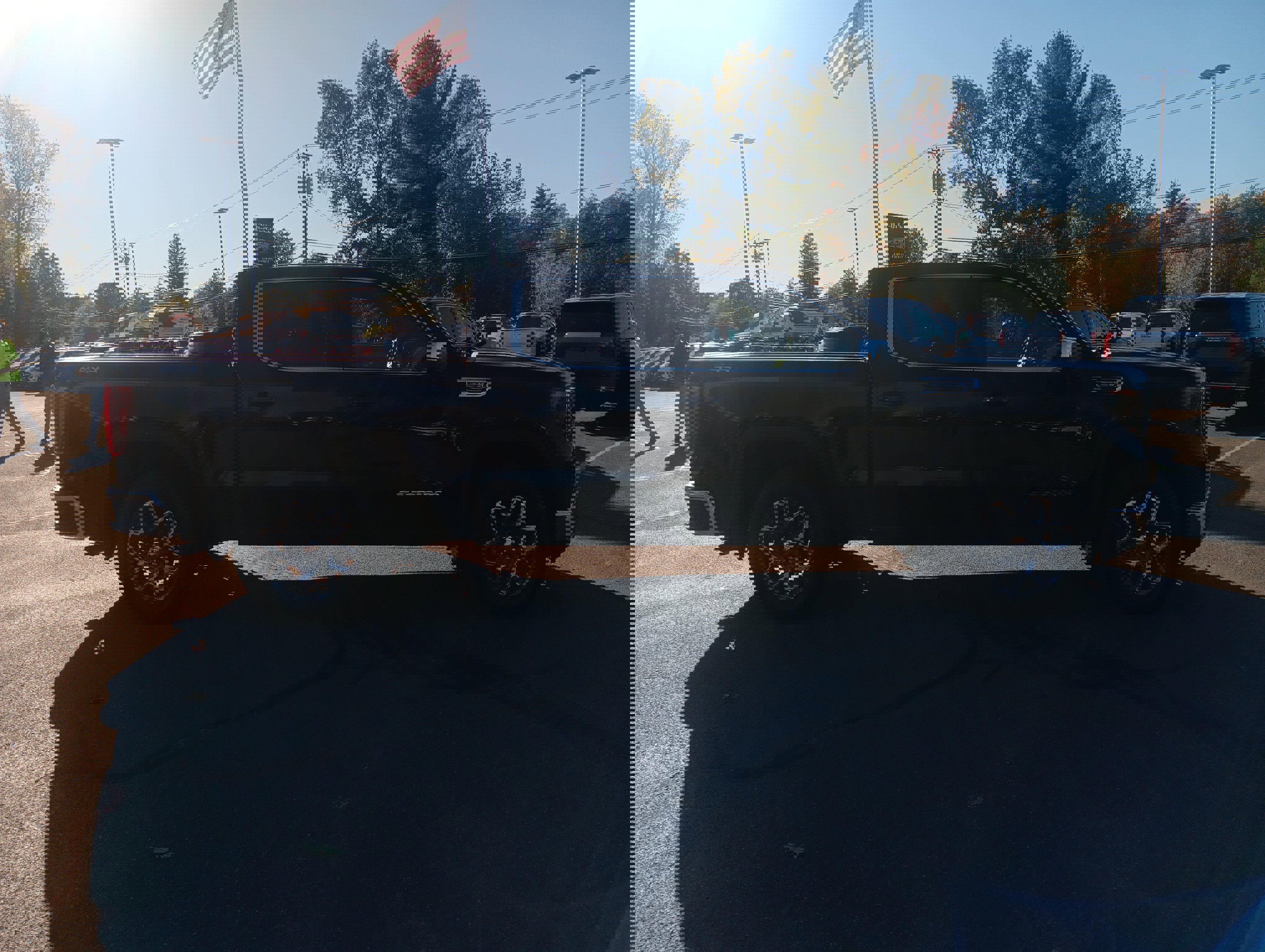 New 2025 GMC Sierra 1500 SLE w/ Preferred Package image 6