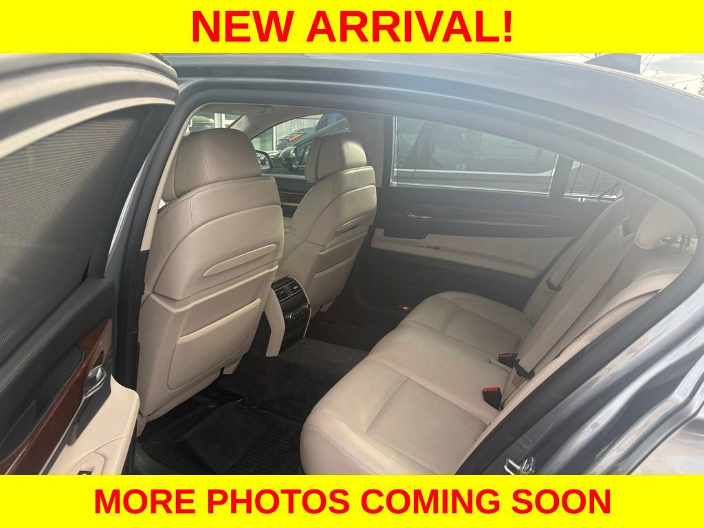 Used 2010 BMW 750Li xDrive AWD/4WD image 10