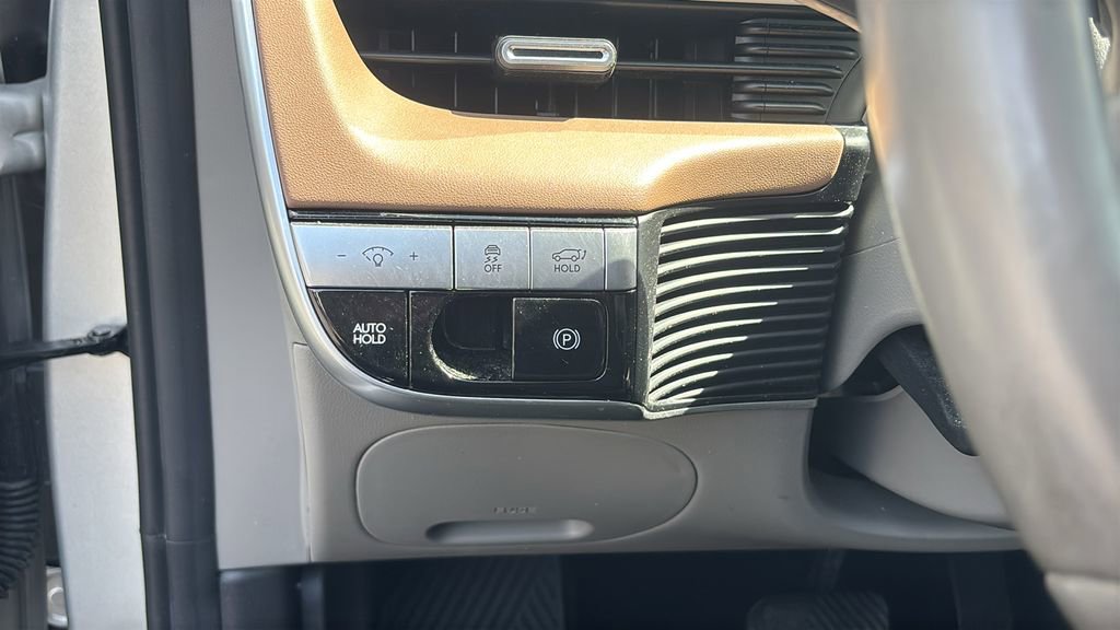 Used 2024 Hyundai Ioniq 5 Limited AWD/4WD image 15