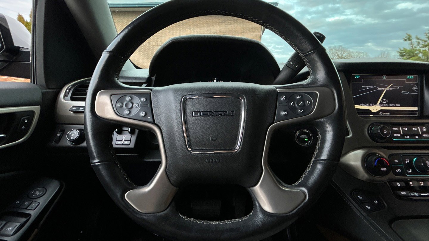 Used 2020 GMC Yukon XL Denali image 28