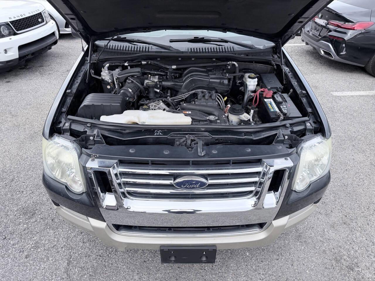 Used 2010 Ford Explorer Eddie Bauer image 10