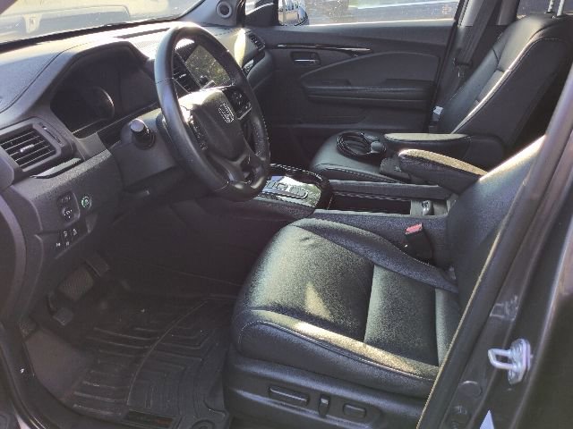 Used 2022 Honda Pilot Touring image 6