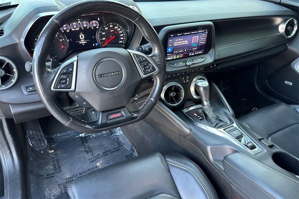 Used 2020 Chevrolet Camaro SS image 4