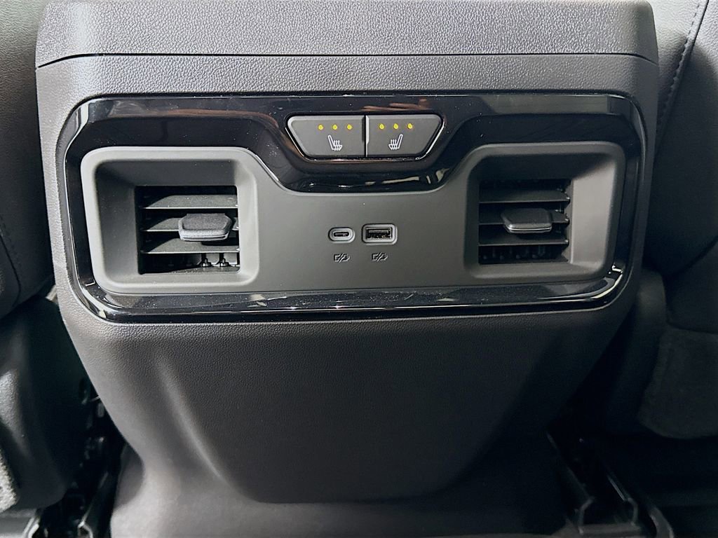 Used 2026 Chevrolet Silverado 1500 ZR2 image 27