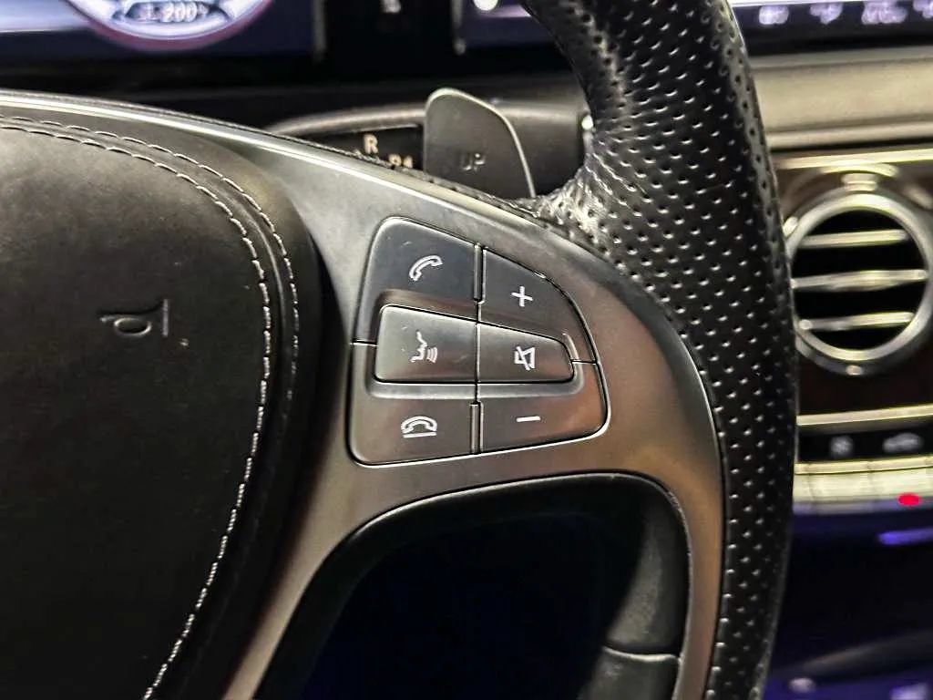 Used 2015 Mercedes-Benz S 63 AMG 4MATIC Sedan image 32