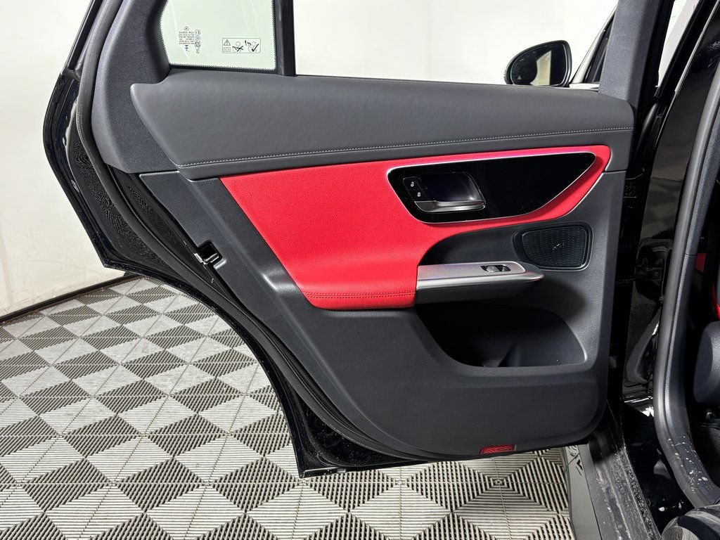 Certified 2026 Mercedes-Benz GLC 43 AMG 4MATIC image 27