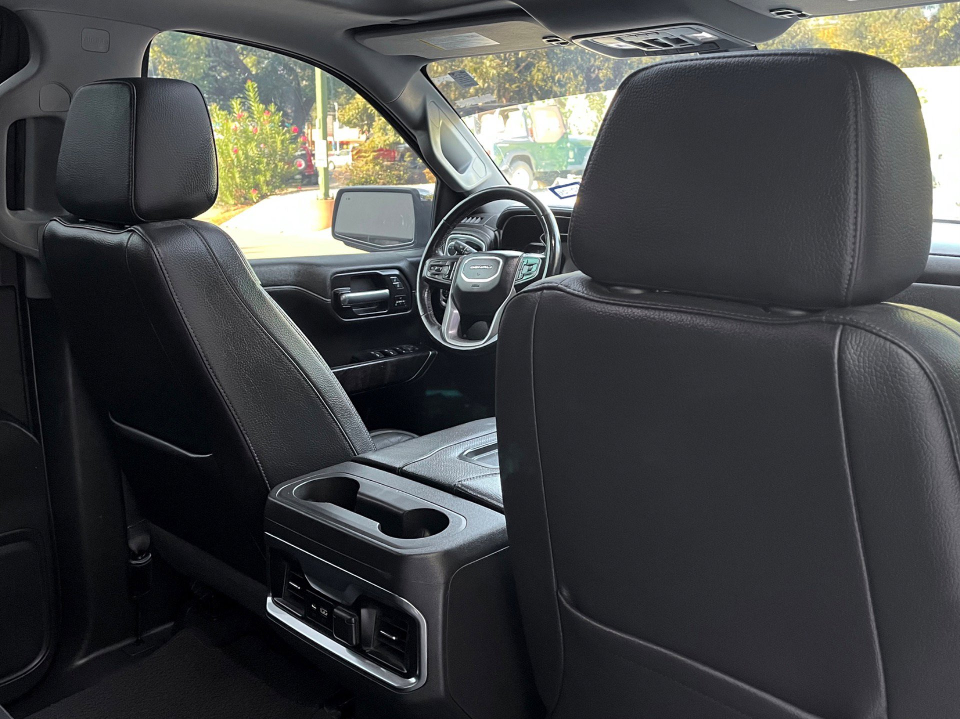 Used 2021 GMC Sierra 1500 Denali w/ Denali Premium Package image 38