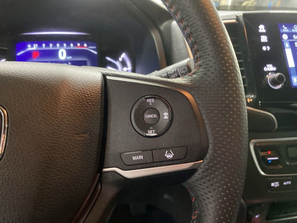 Certified 2023 Honda Passport TrailSport image 25