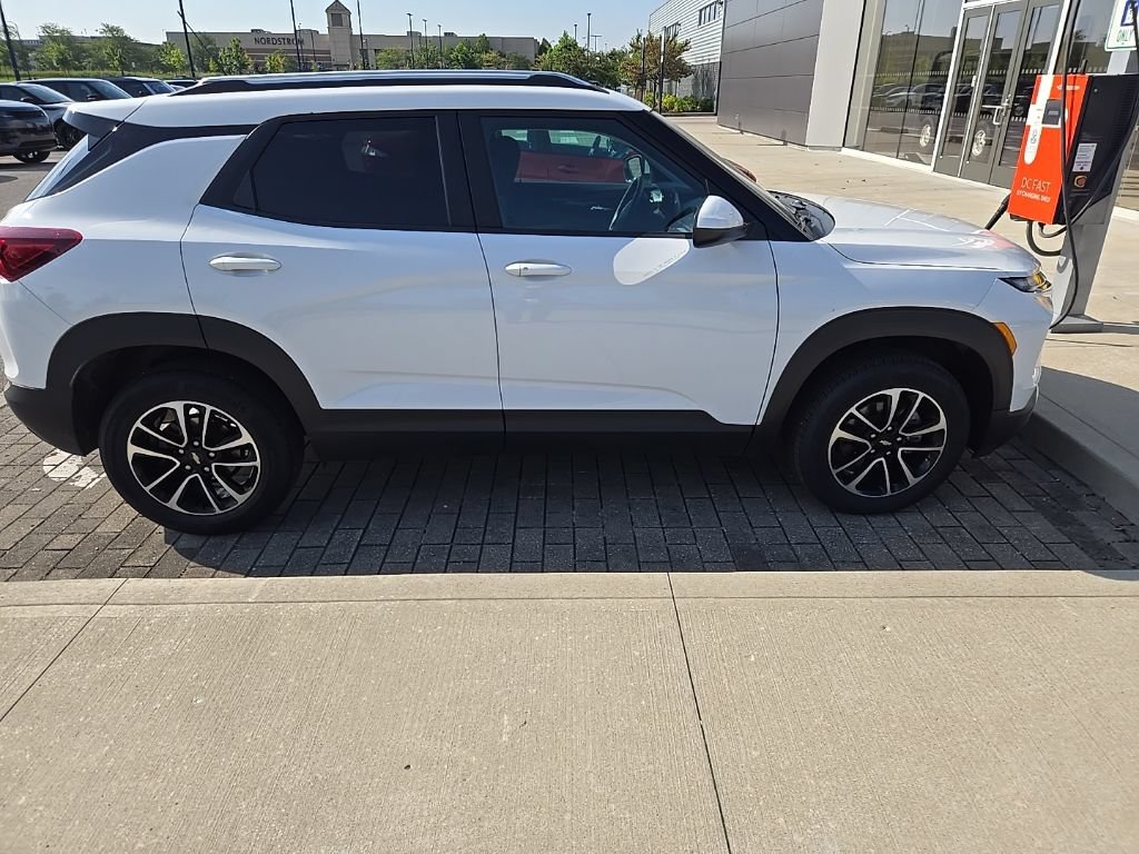 Used 2026 Chevrolet TrailBlazer LT AWD/4WD image 4
