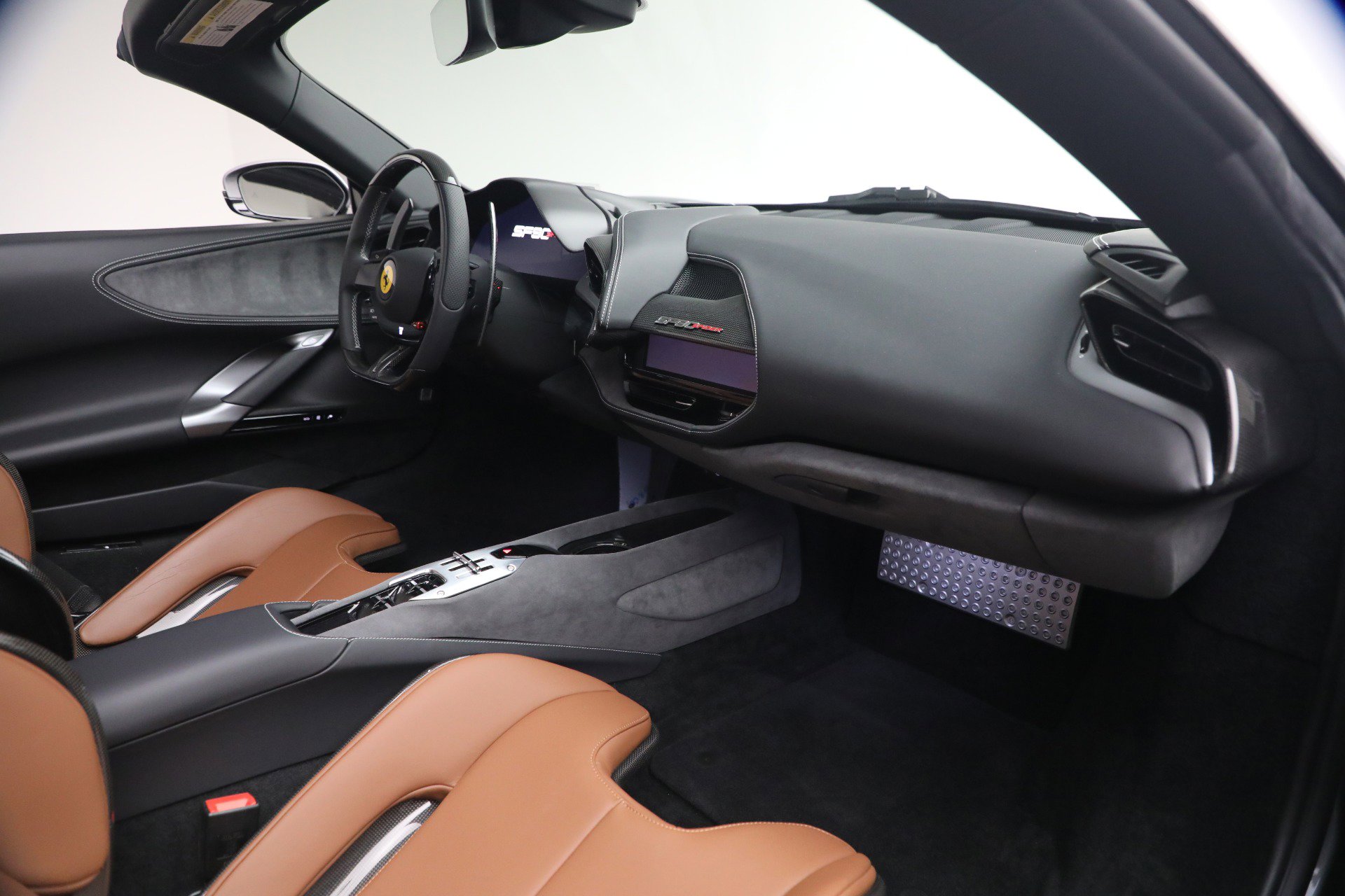 Certified 2024 Ferrari SF90 Spider AWD/4WD image 17