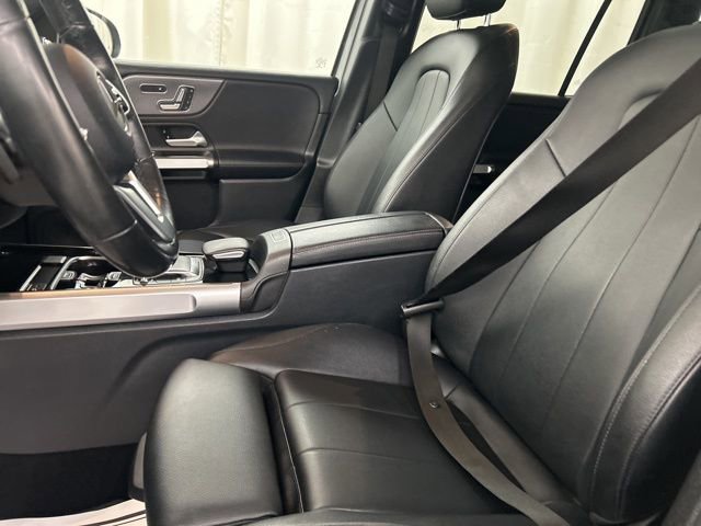 Used 2022 Mercedes-Benz GLB 250 4MATIC image 9