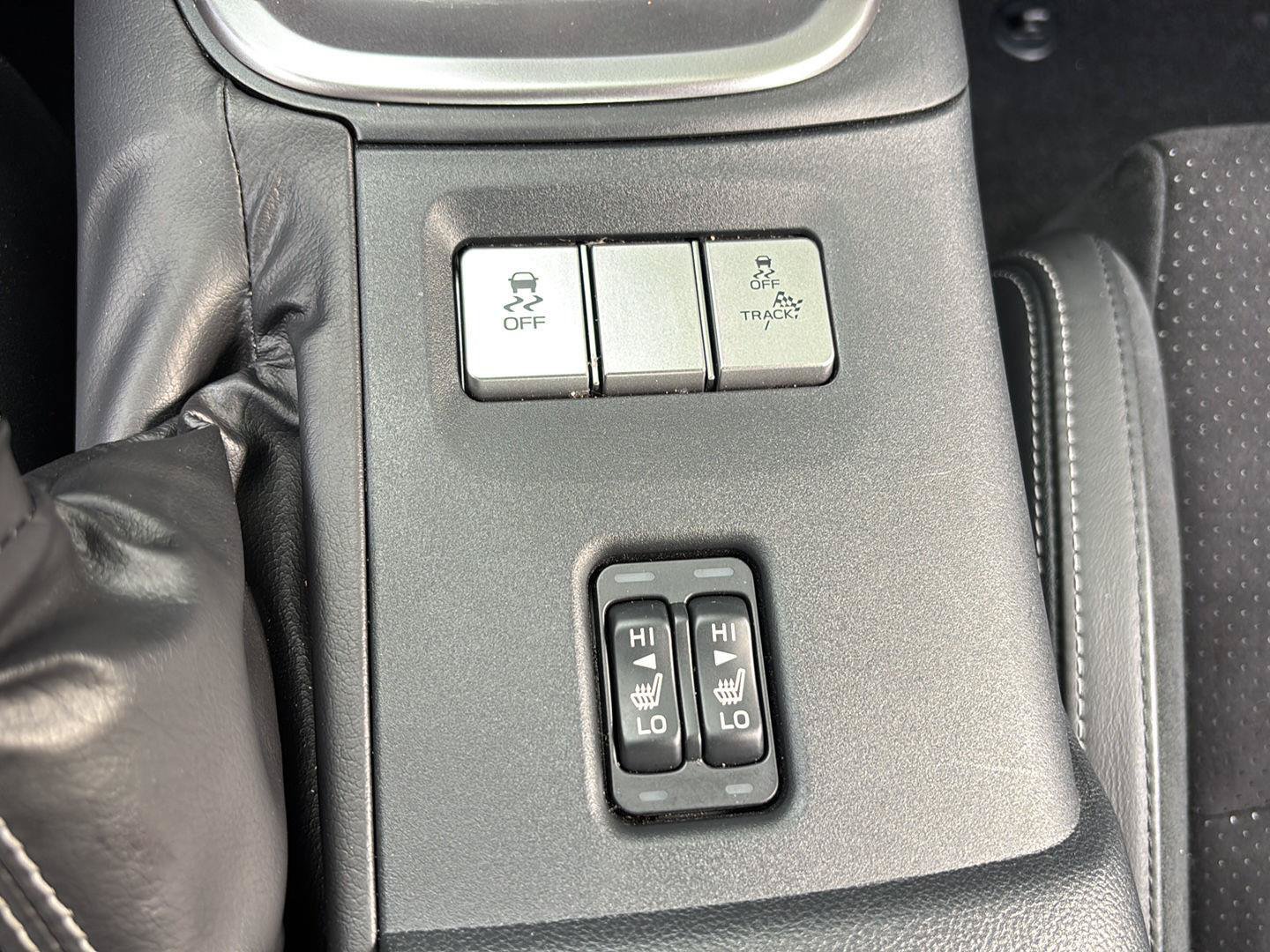 Used 2022 Toyota GR86 Premium RWD image 32