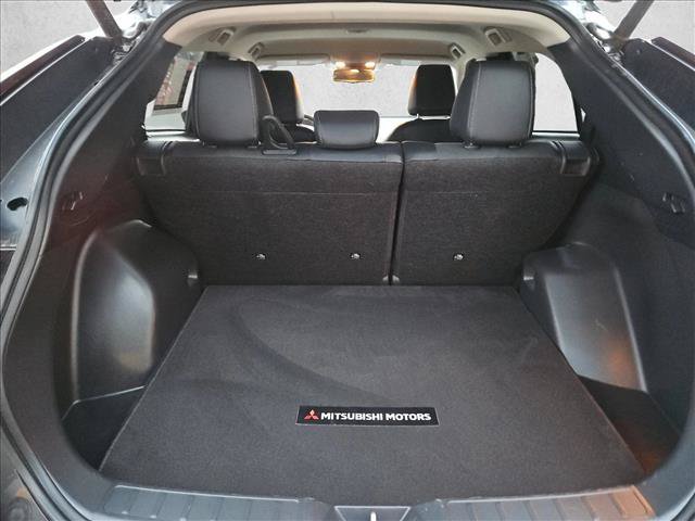 Used 2025 Mitsubishi Eclipse Cross SE AWD/4WD image 6