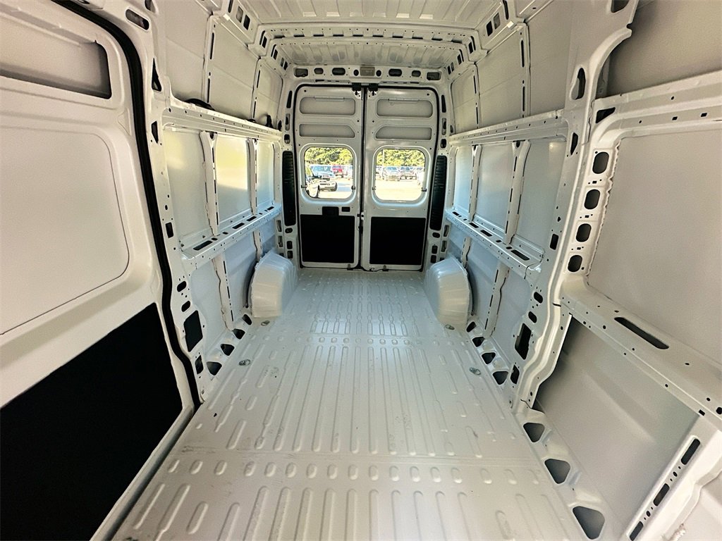 New 2024 RAM ProMaster 3500 w/ Cold Weather Group image 10