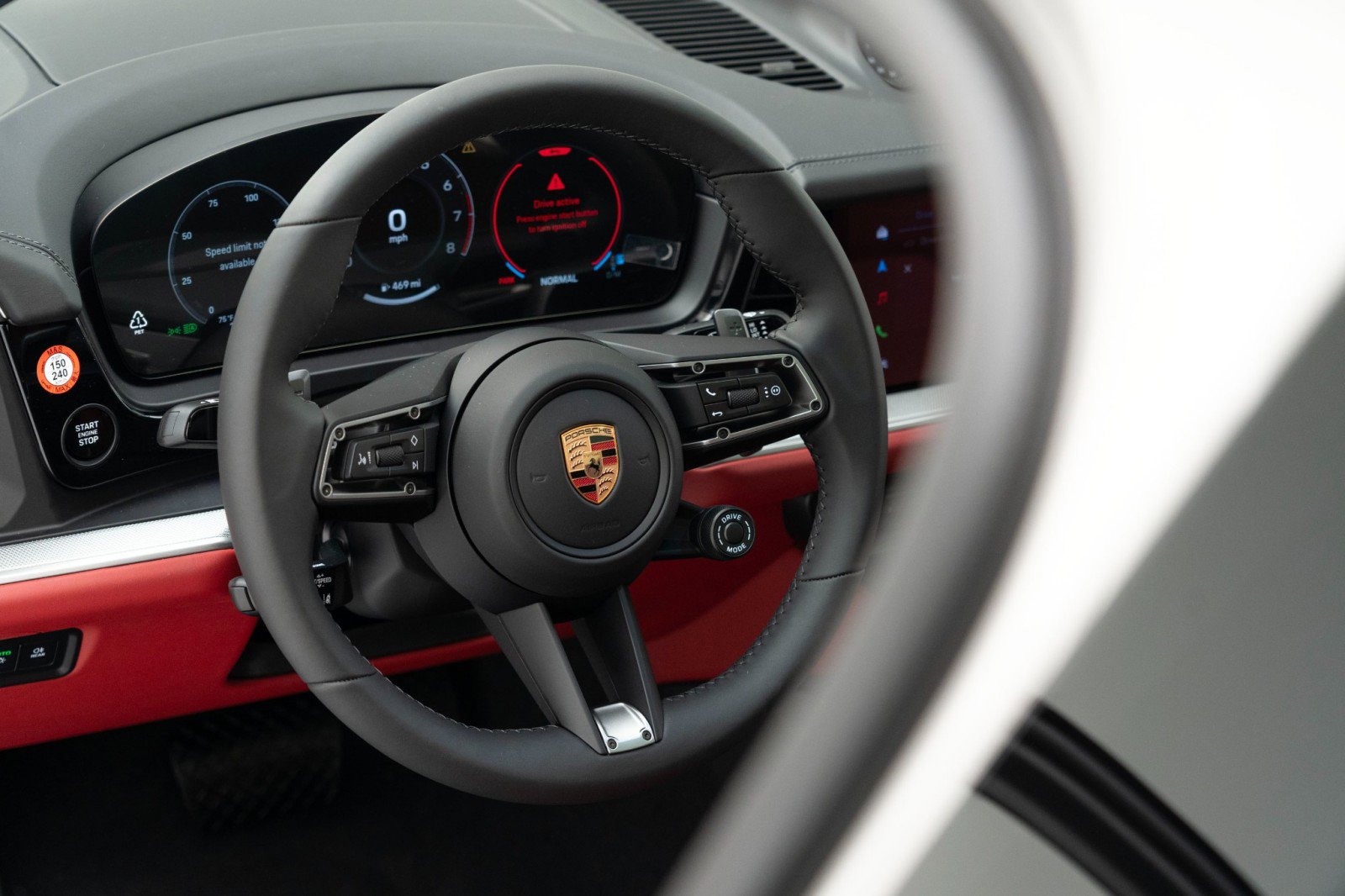 New 2026 Porsche Cayenne Coupe image 20